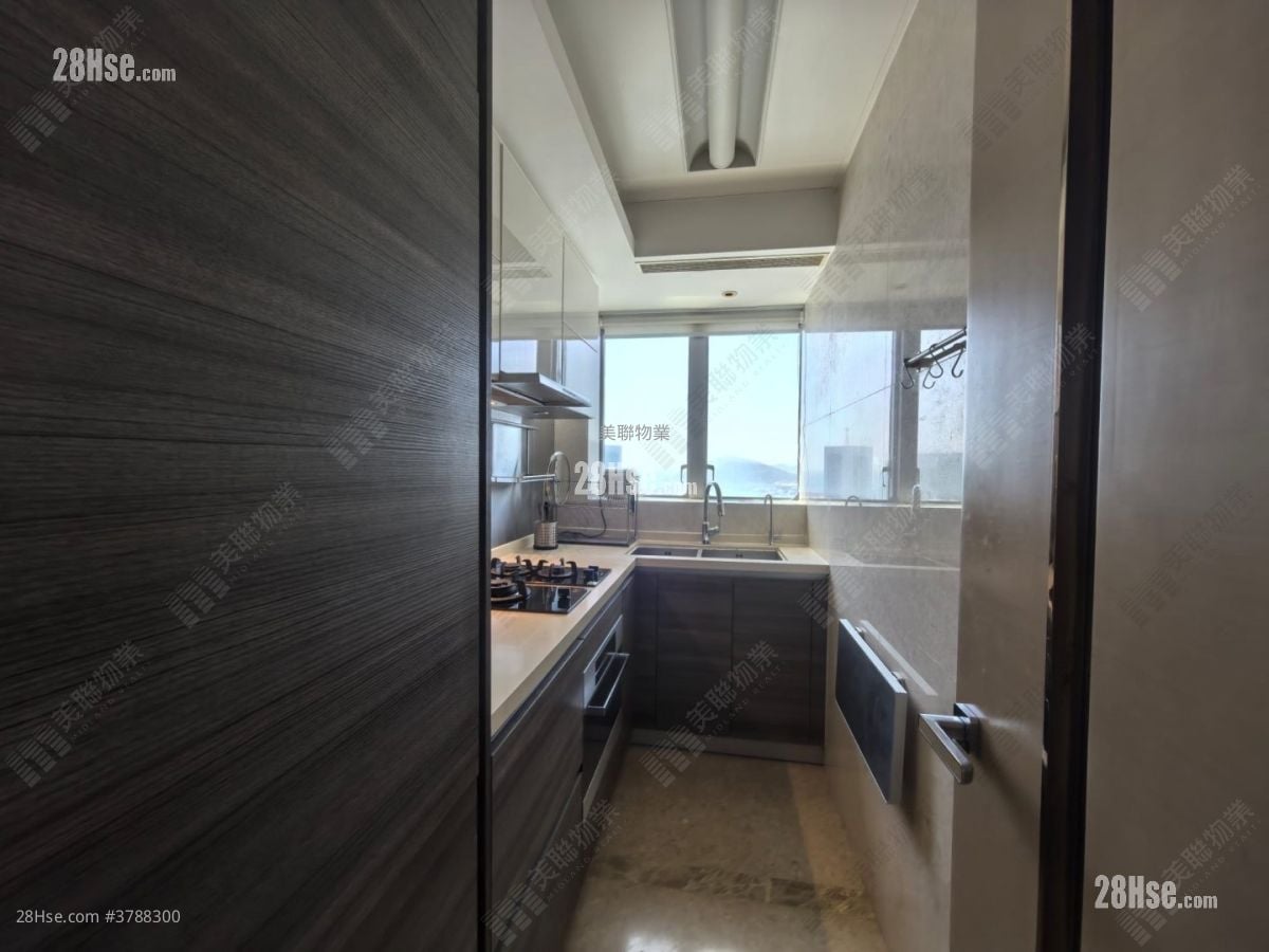 深湾9号 售盘 2 房 , 2 浴室 915 平方尺