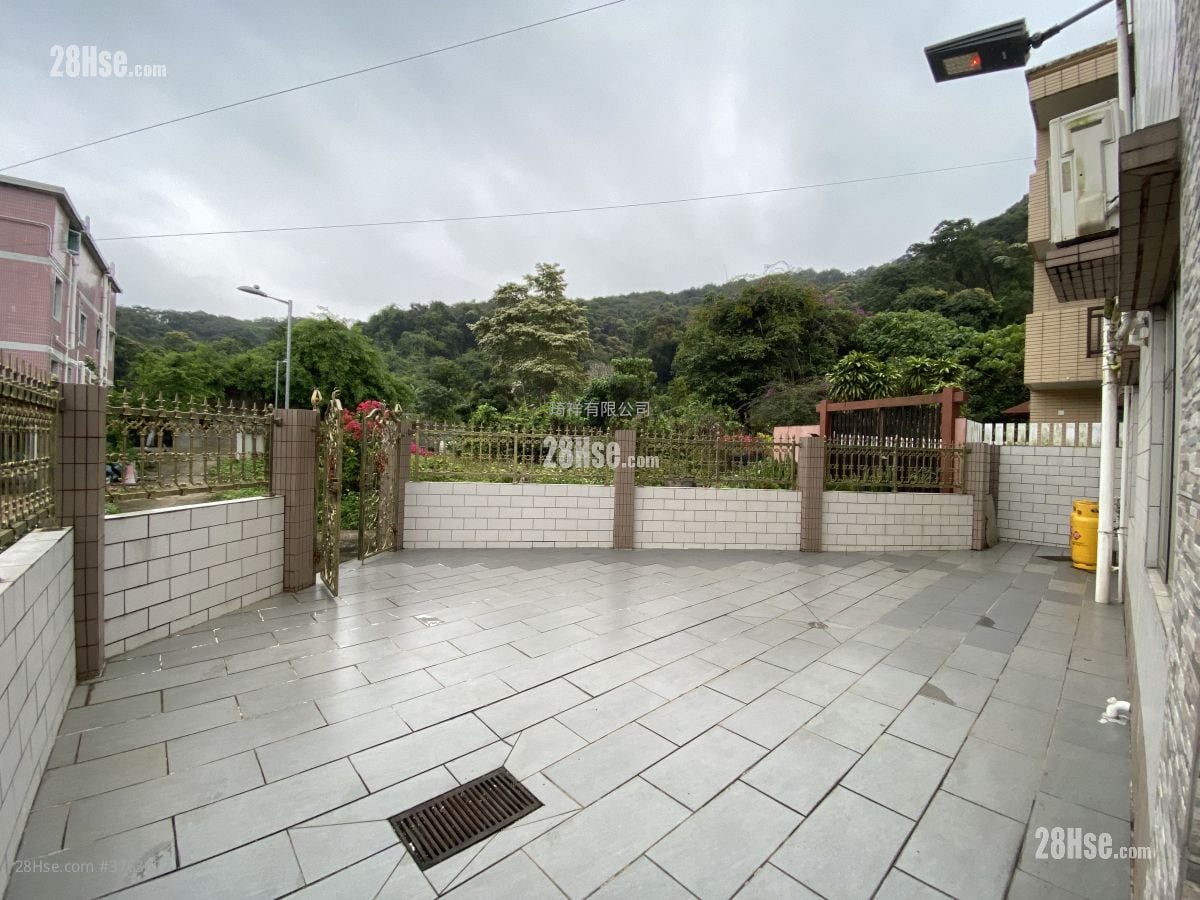 村屋 售盘 1,400 平方尺