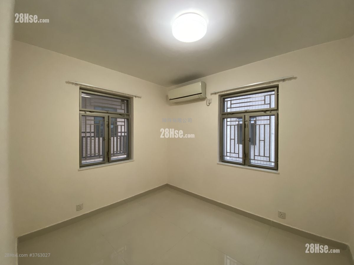 村屋 售盘 1,400 平方尺