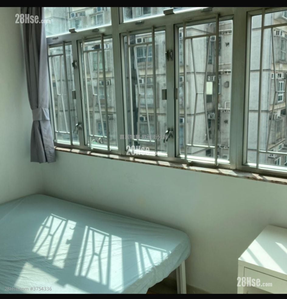 福榮街126號5/F Rental 2 Bedrooms , 1 Bathroom 400 ft²