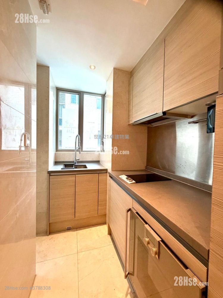 The Coronation Rental 1 Bedroom , 1 Bathroom 471 ft²