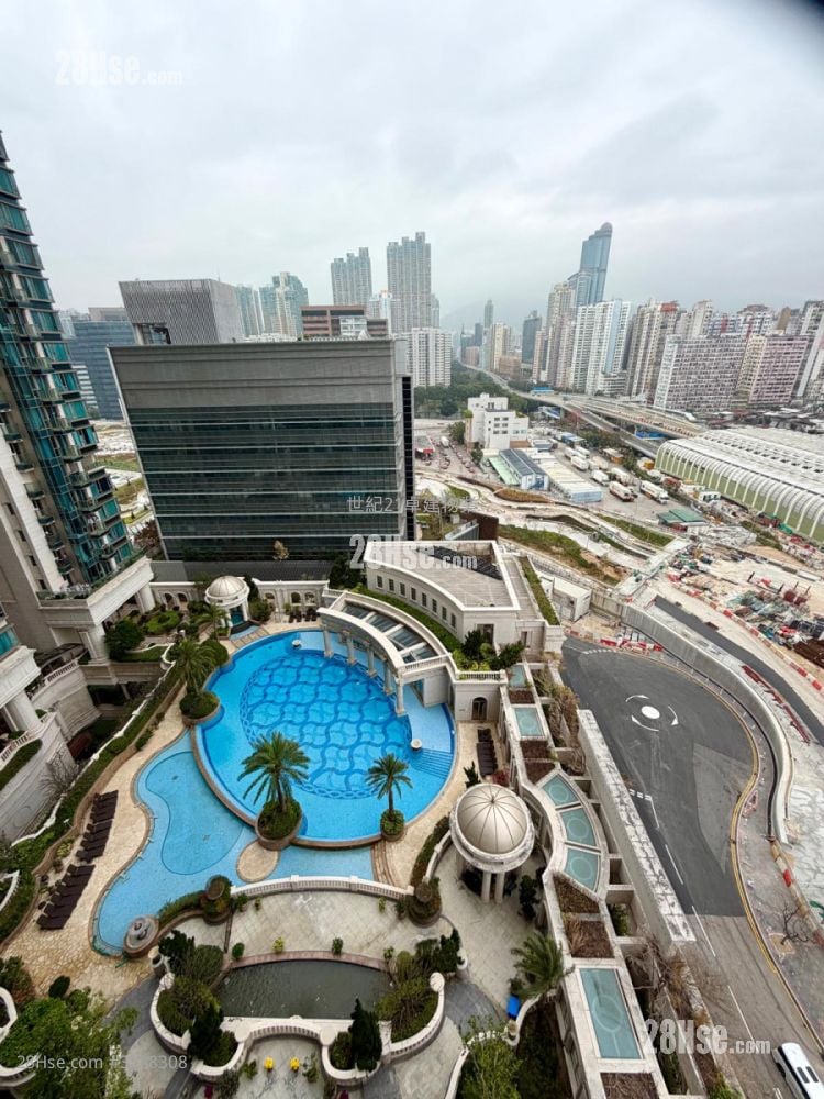 The Coronation Rental 1 Bedroom , 1 Bathroom 471 ft²