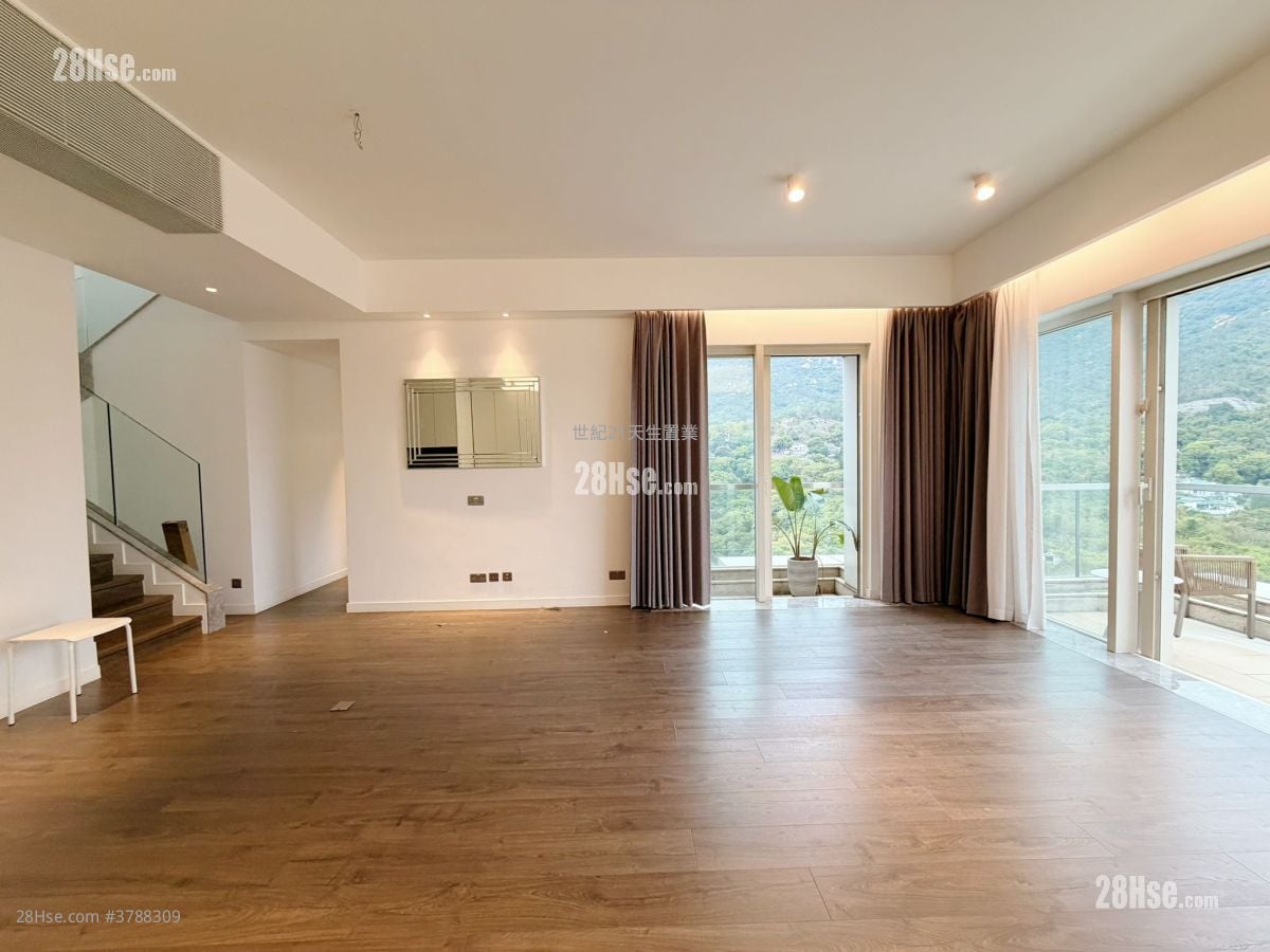 Avignon Rental 4 Bedrooms , 3 Bathrooms 1,201 ft²