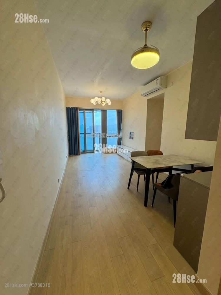 Grand Marini Sell 3 Bedrooms , 2 Bathrooms 807 ft²