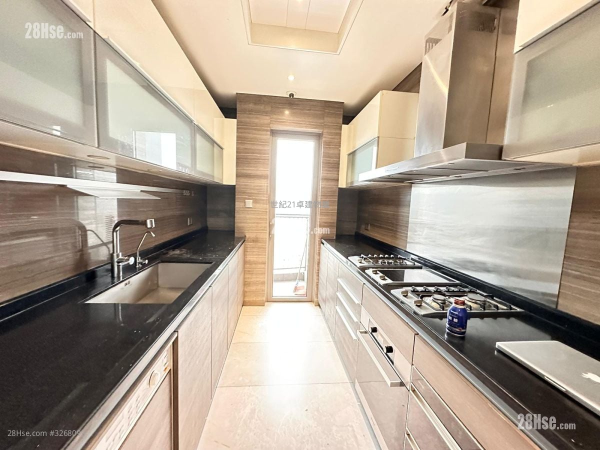 The Austin 租盘 4 房 , 2 浴室 1,290 平方尺