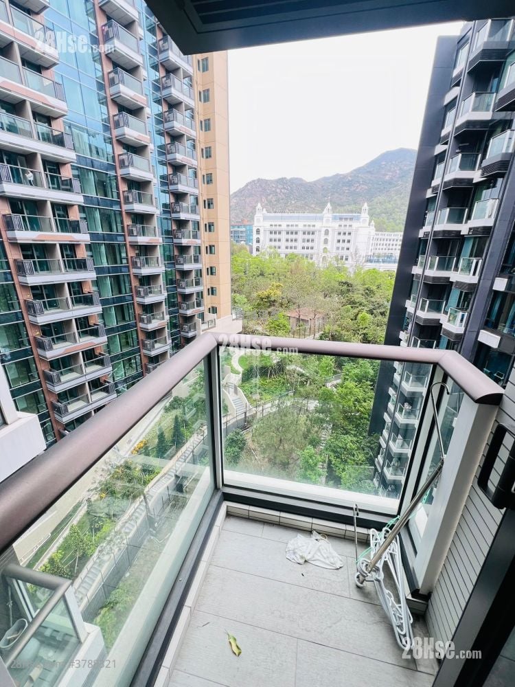 The Royale Rental 2 Bedrooms , 1 Bathroom 429 ft²