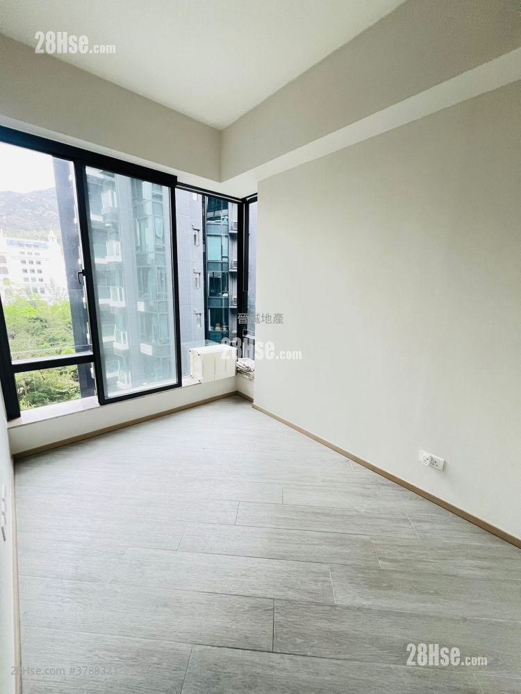 The Royale Rental 2 Bedrooms , 1 Bathroom 429 ft²