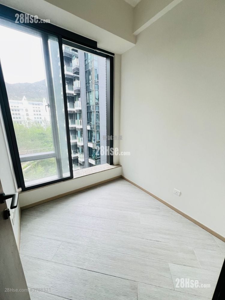 The Royale Rental 2 Bedrooms , 1 Bathroom 429 ft²