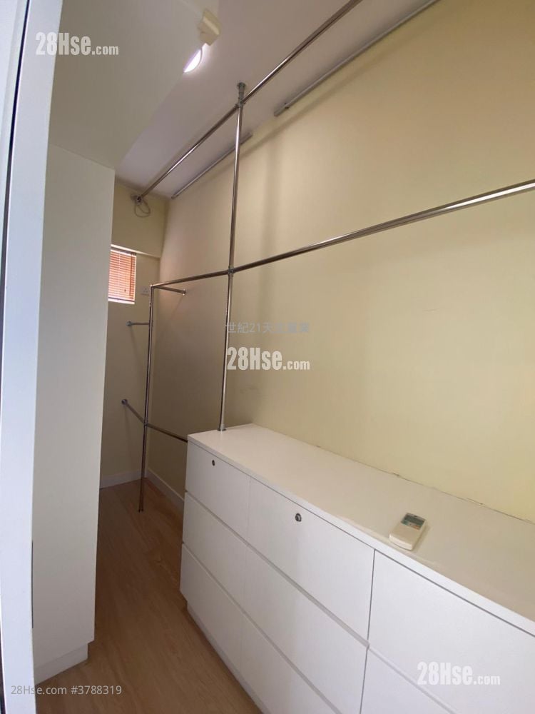 Aqua Blue Rental 2 Bedrooms , 2 Bathrooms 886 ft²