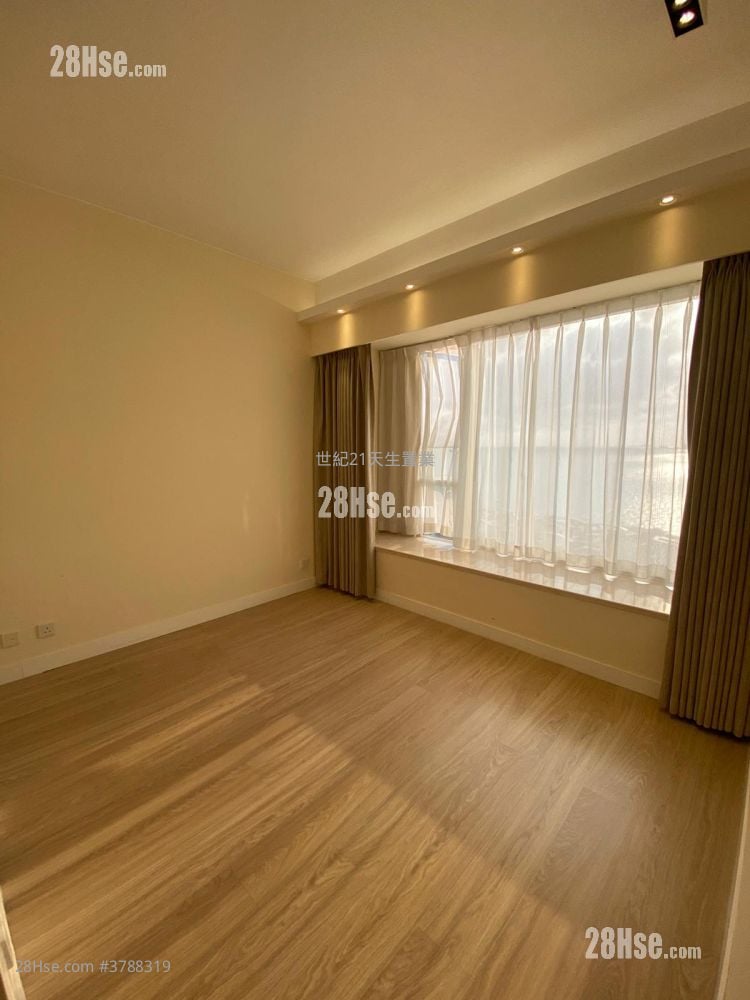 Aqua Blue Rental 2 Bedrooms , 2 Bathrooms 886 ft²