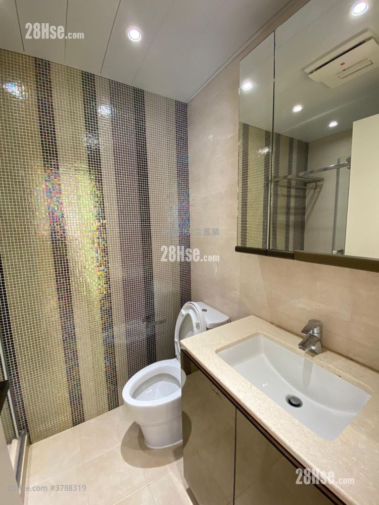 Aqua Blue Rental 2 Bedrooms , 2 Bathrooms 886 ft²