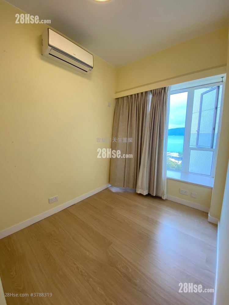 Aqua Blue Rental 2 Bedrooms , 2 Bathrooms 886 ft²