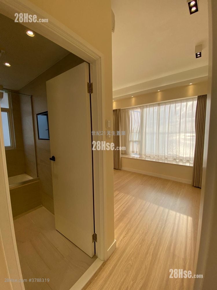 Aqua Blue Rental 2 Bedrooms , 2 Bathrooms 886 ft²