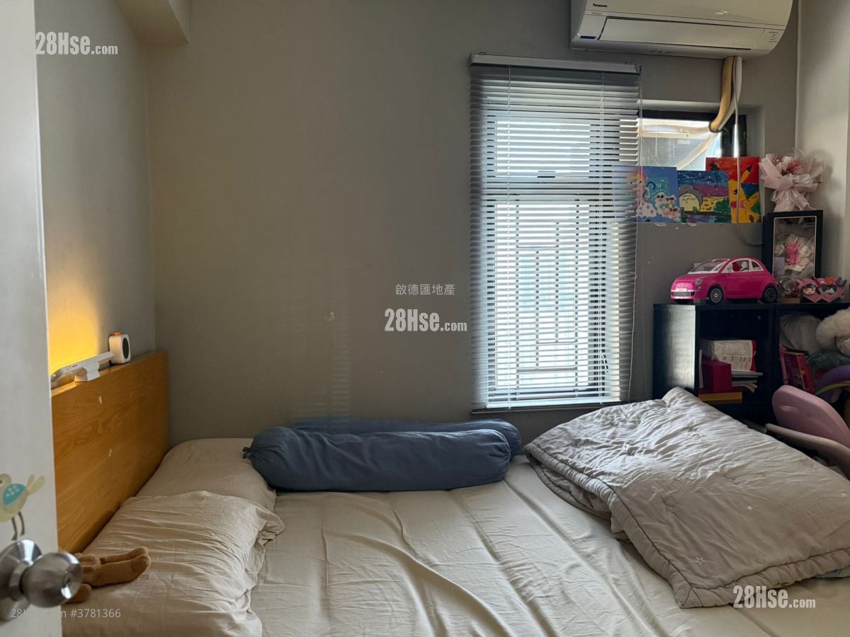 Bay View Garden Sell 2 Bedrooms , 1 Bathroom 400 ft²