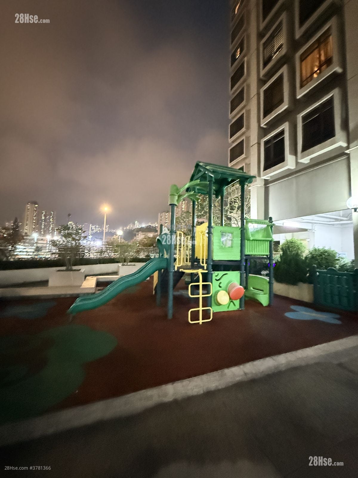 Bay View Garden Sell 2 Bedrooms , 1 Bathroom 400 ft²