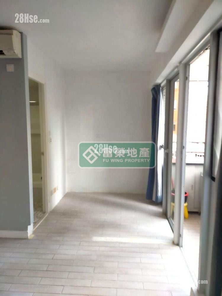 The Platinum Rental 1 Bedroom , 1 Bathroom 246 ft²