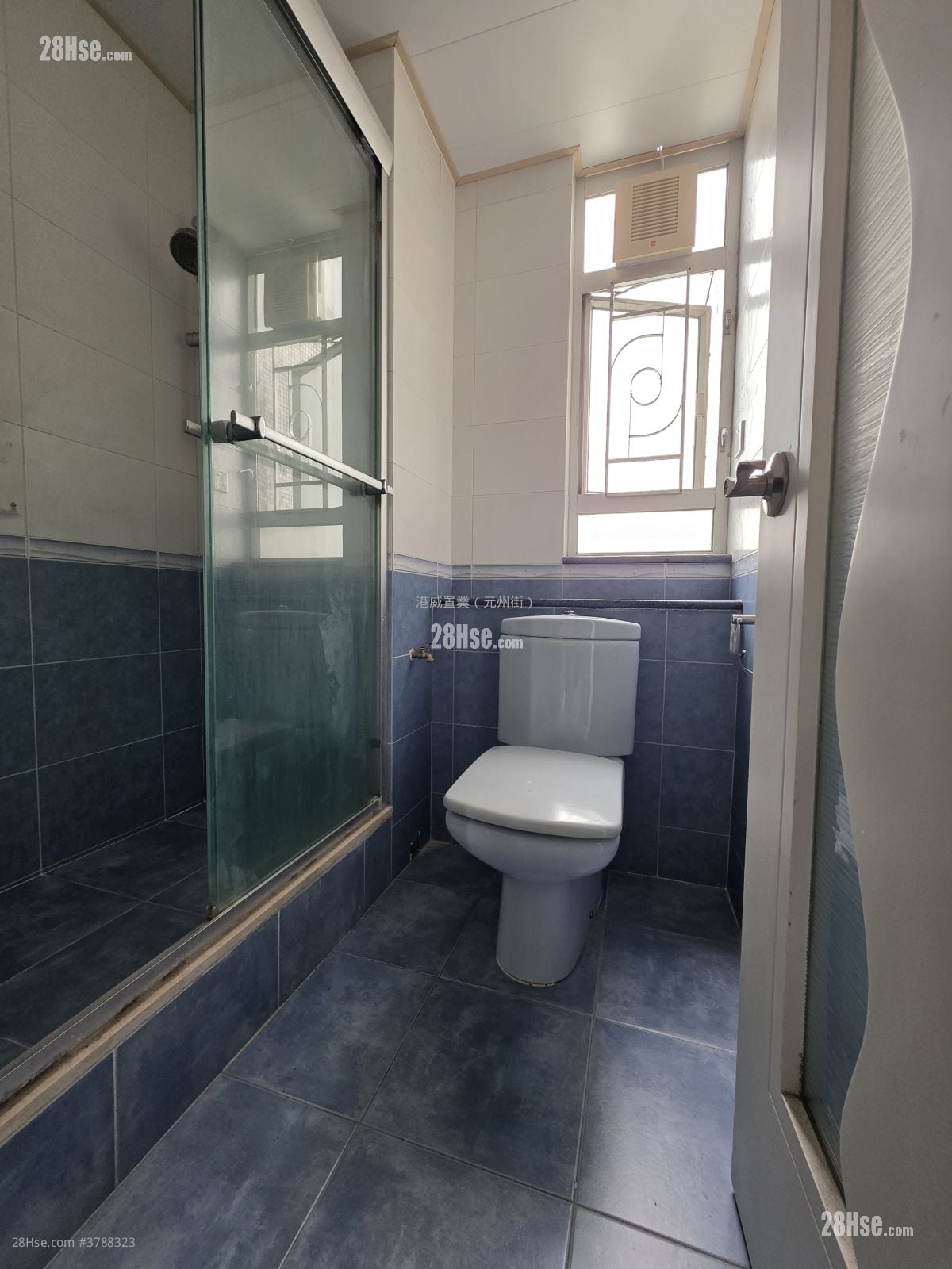 Ching Wah Court Sell 3 Bedrooms 645 ft²