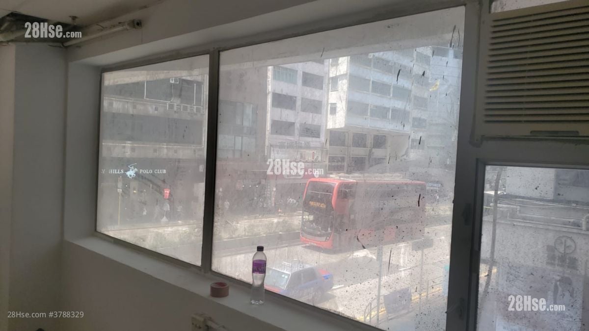 Pak Lok Bldg Rental Studio 850 ft²