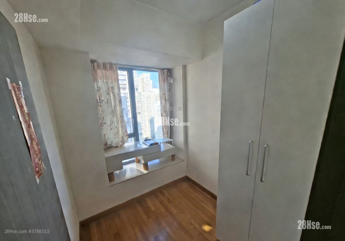 Heya Crystal Rental 2 Bedrooms , 1 Bathroom 498 ft²