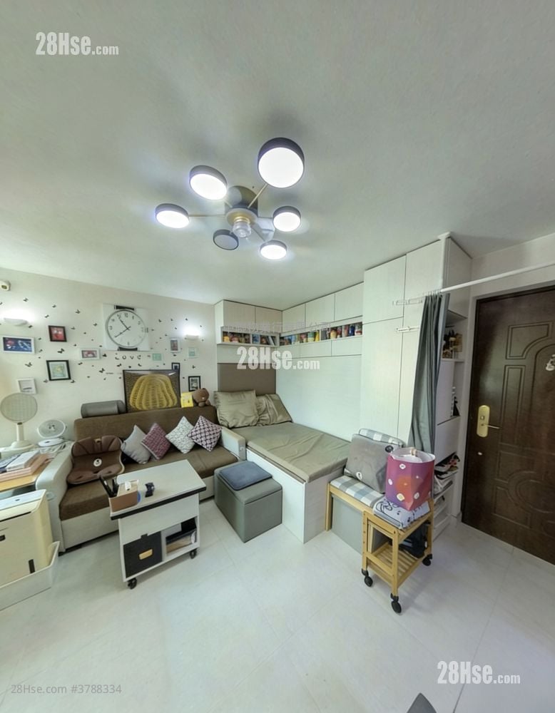 Fung Shing Court Sell 381 ft²