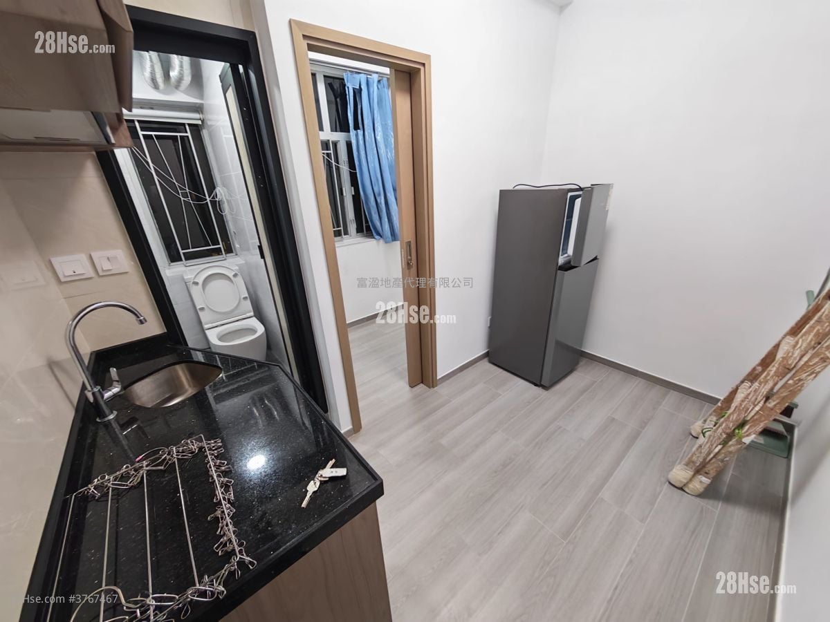 唐楼 租盘 1 房 , 1 浴室 150 平方尺