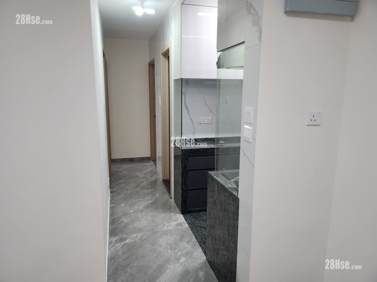 村屋 租盘 3 房 , 1 浴室 650 平方尺