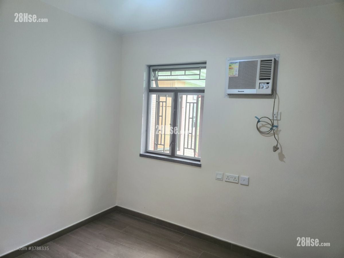 村屋 租盘 3 房 , 1 浴室 650 平方尺