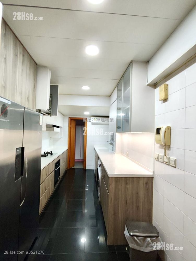 漾日居 租盘 4 房 , 2 浴室 2,011 平方尺