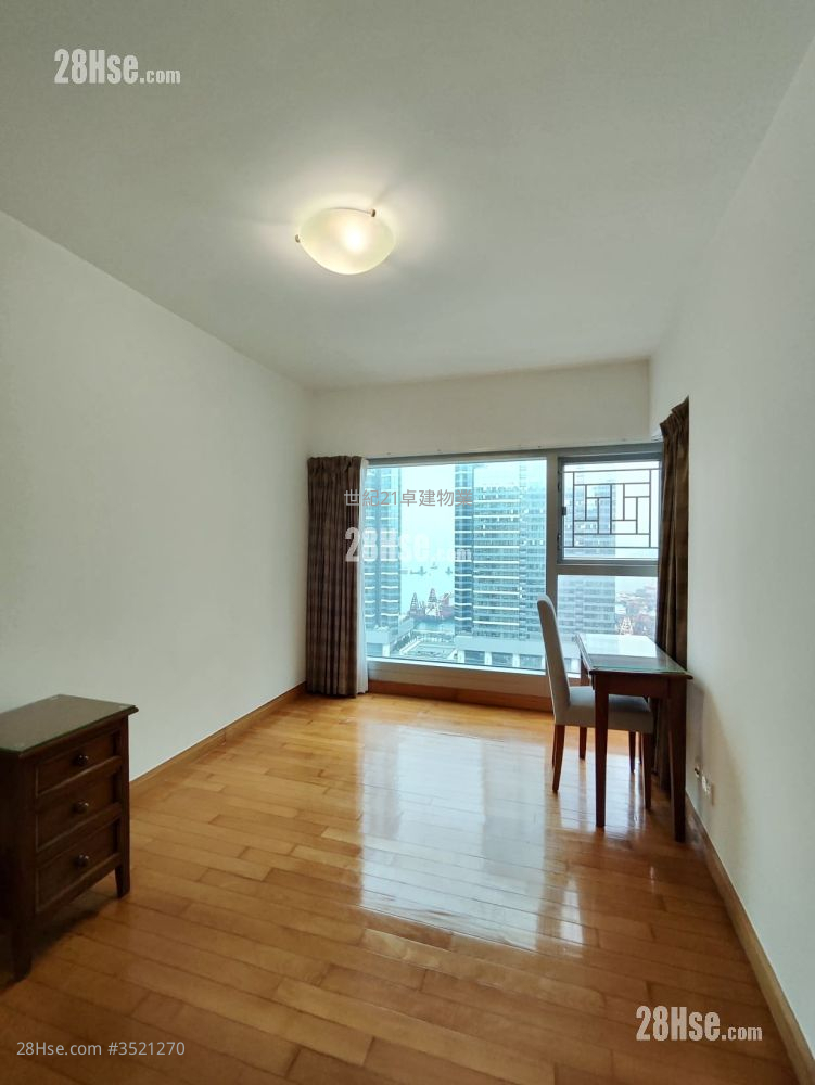 漾日居 租盘 4 房 , 2 浴室 2,011 平方尺