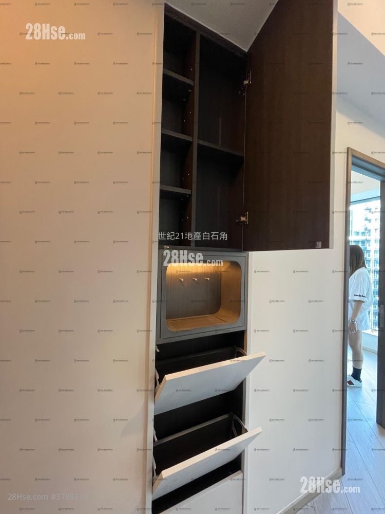 The Royale Rental 1 Bedroom 307 ft²