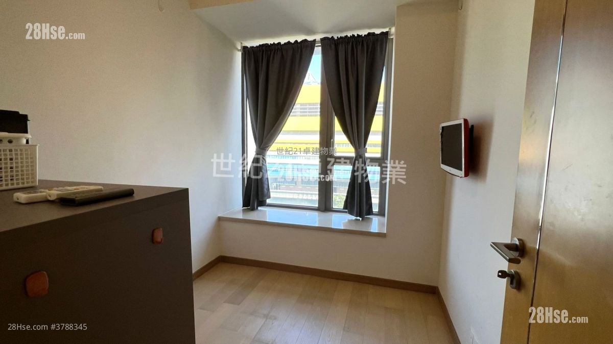 The Austin Sell 2 Bedrooms , 2 Bathrooms 580 ft²