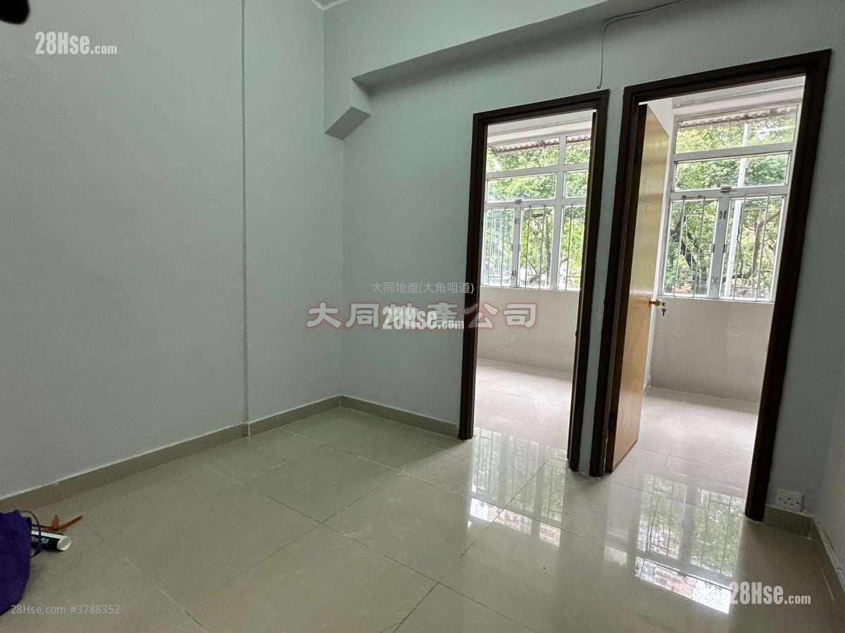 单幢楼房 租盘 2 房 233 平方尺