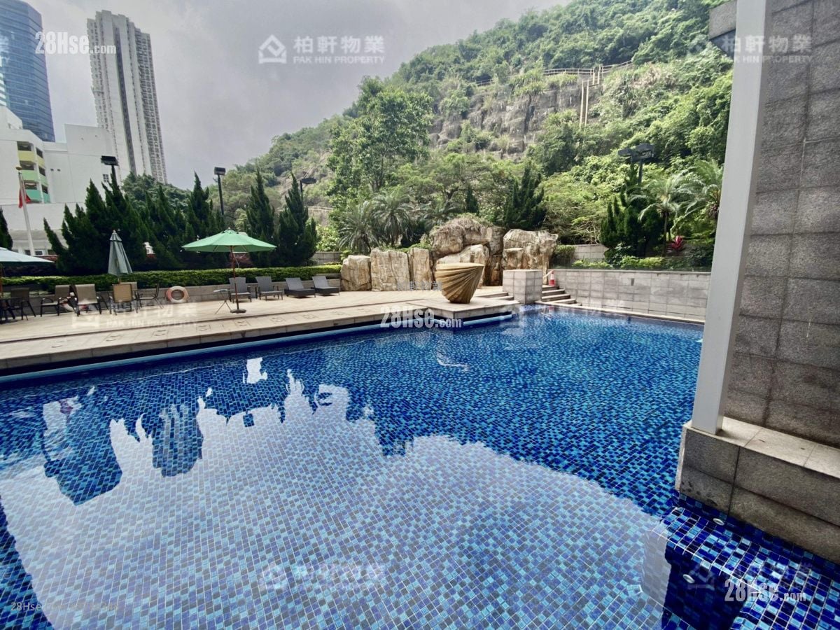 Casa 880 租盘 3 房 , 2 浴室 792 平方尺