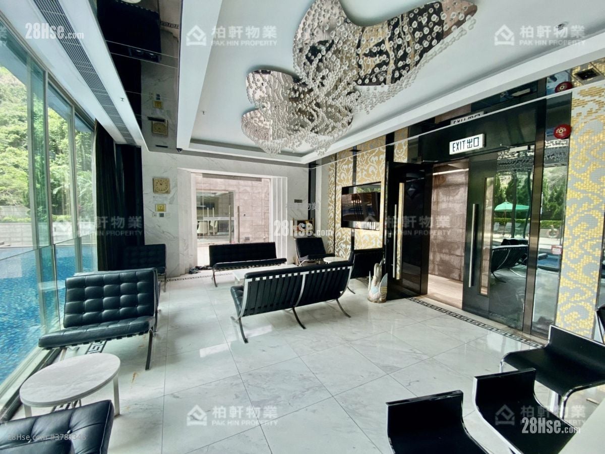 Casa 880 租盘 3 房 , 2 浴室 792 平方尺