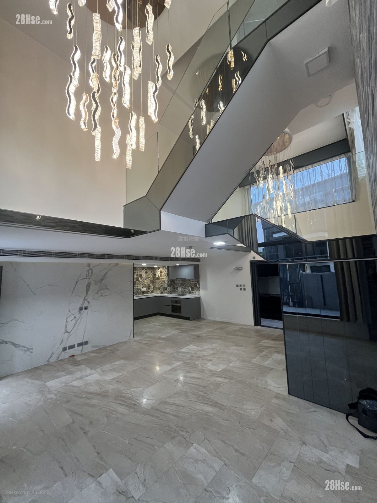 村屋 售盘 1,890 平方尺