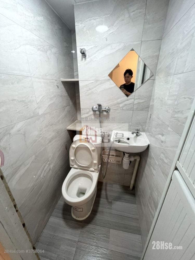 利丰大厦 租盘 1 房 , 1 浴室 160 平方尺