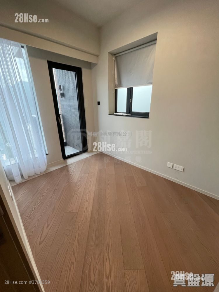 柏傲庄 售盘 3 房 634 平方尺