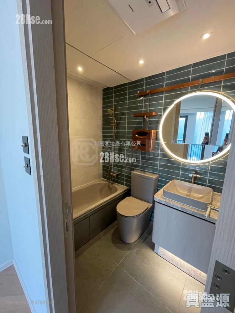 柏傲庄 售盘 3 房 634 平方尺