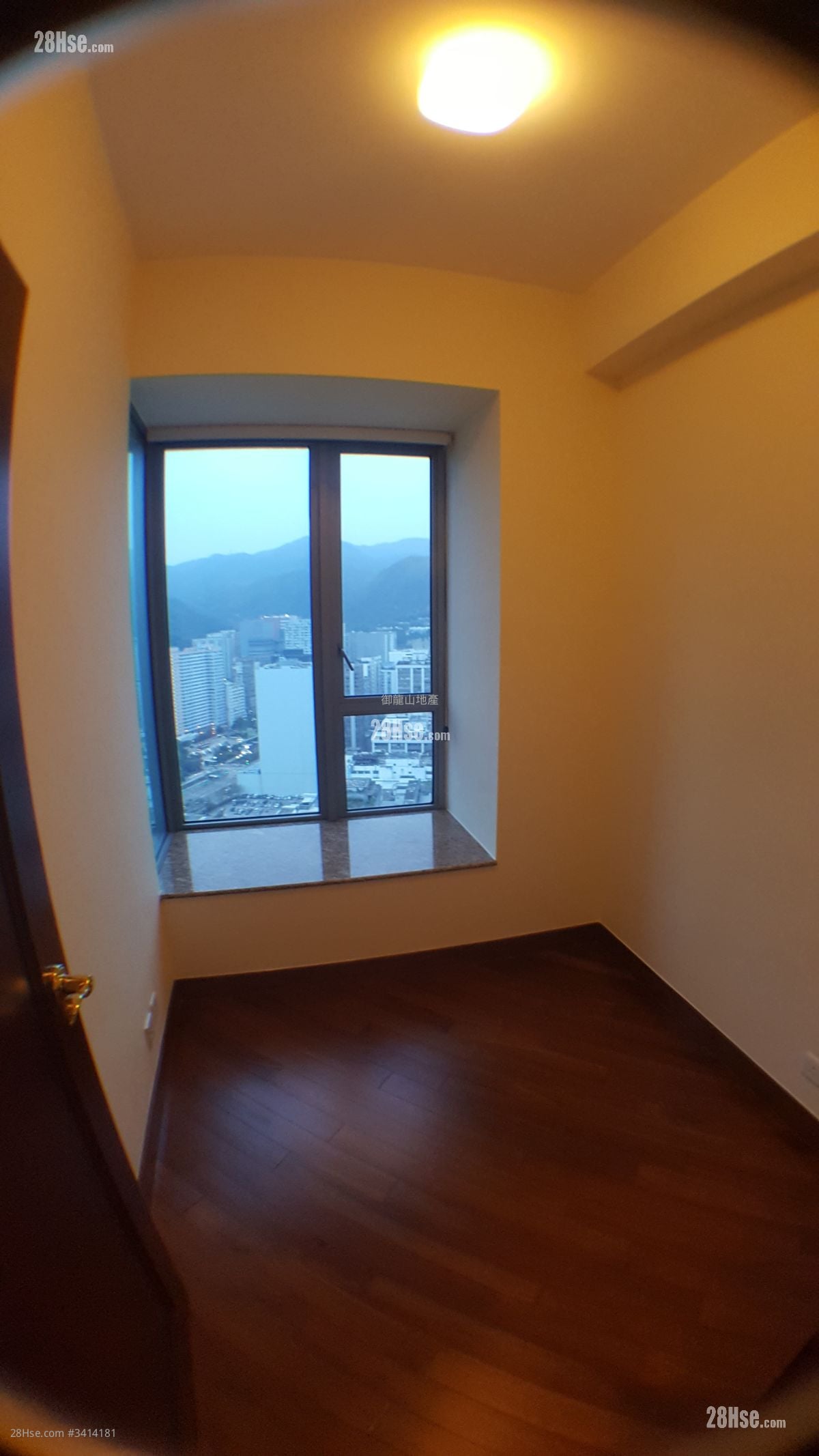 The Palazzo Sell 3 Bedrooms , 2 Bathrooms 793 ft²