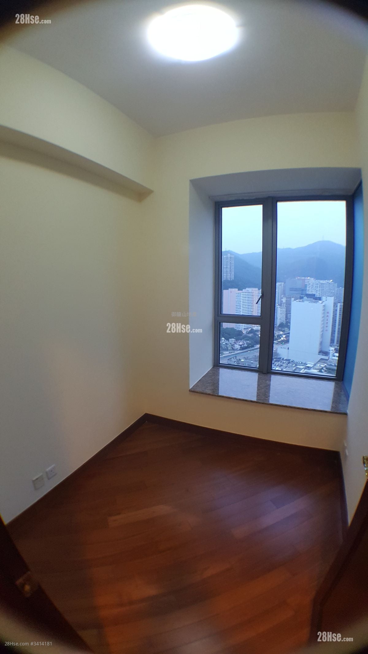 The Palazzo Sell 3 Bedrooms , 2 Bathrooms 793 ft²