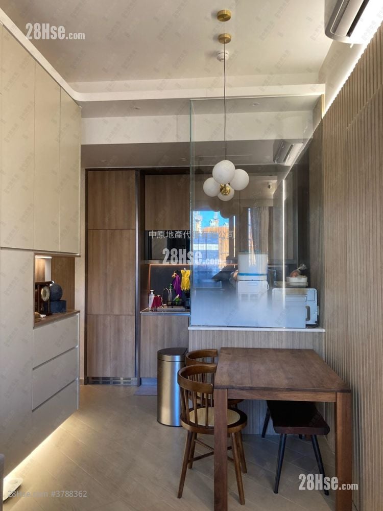 LP10 售盘 2 房 , 2 浴室 634 平方尺