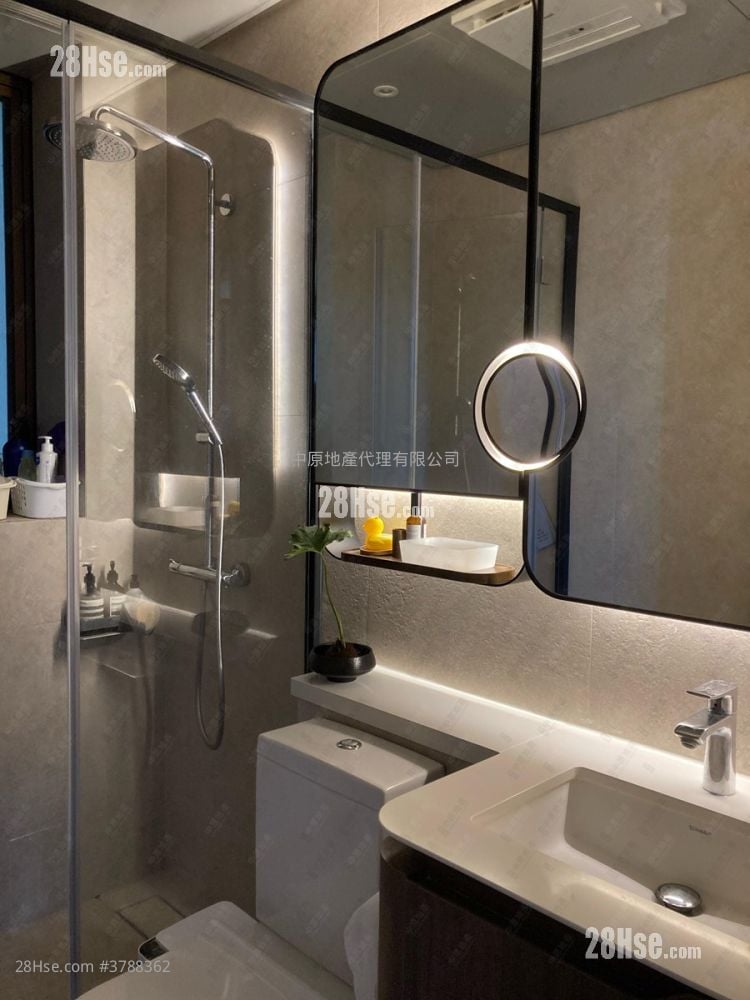 LP10 售盘 2 房 , 2 浴室 634 平方尺