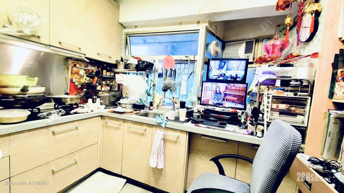 宝峰园 售盘 3 房 822 平方尺