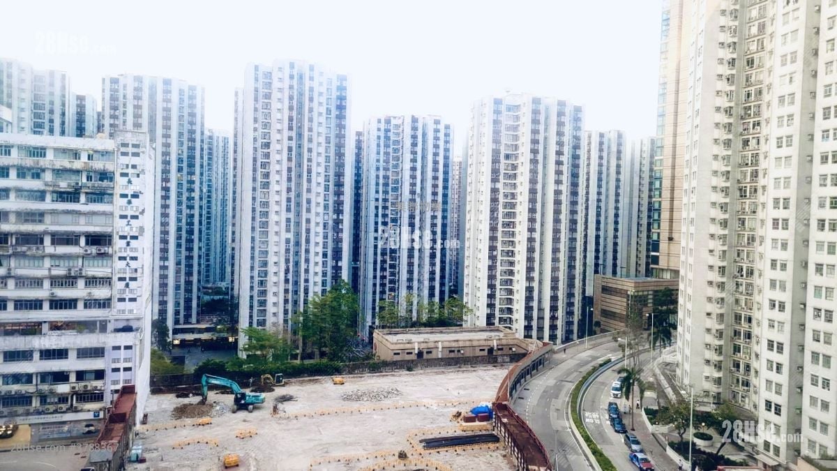 宝峰园 售盘 3 房 822 平方尺