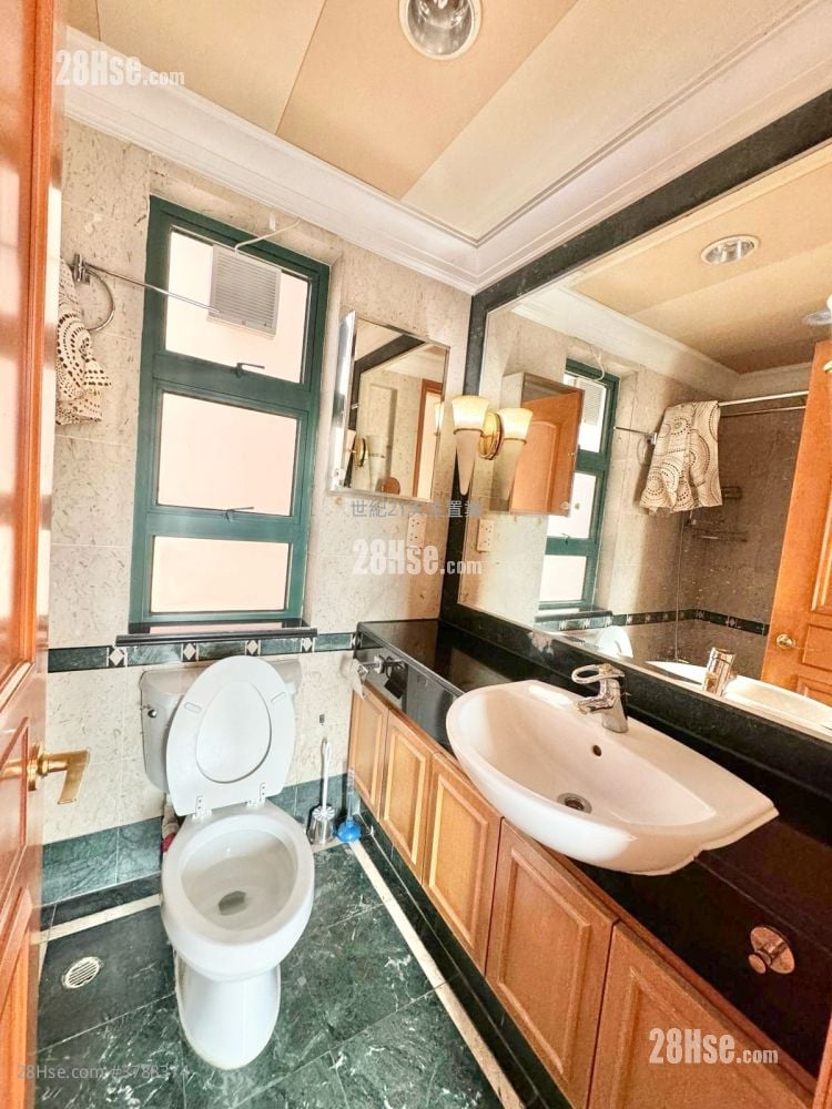 Palatial Coast Rental 3 Bedrooms , 1 Bathroom 672 ft²