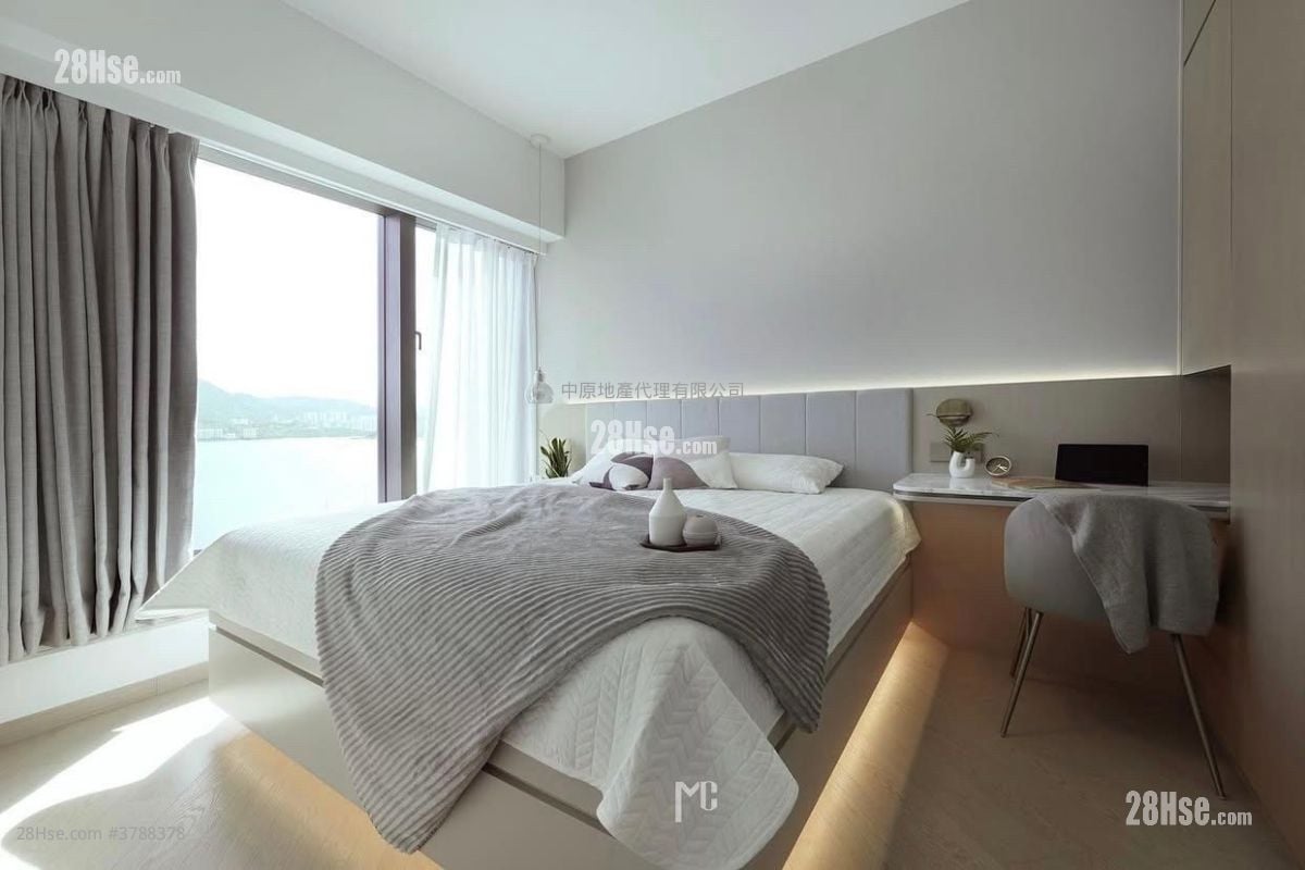 Lp10 Sell 3 Bedrooms 1,002 ft²