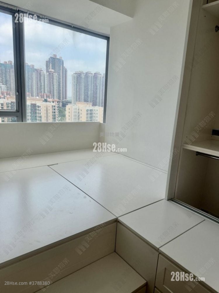 The Reach Rental 2 Bedrooms , 1 Bathroom 357 ft²