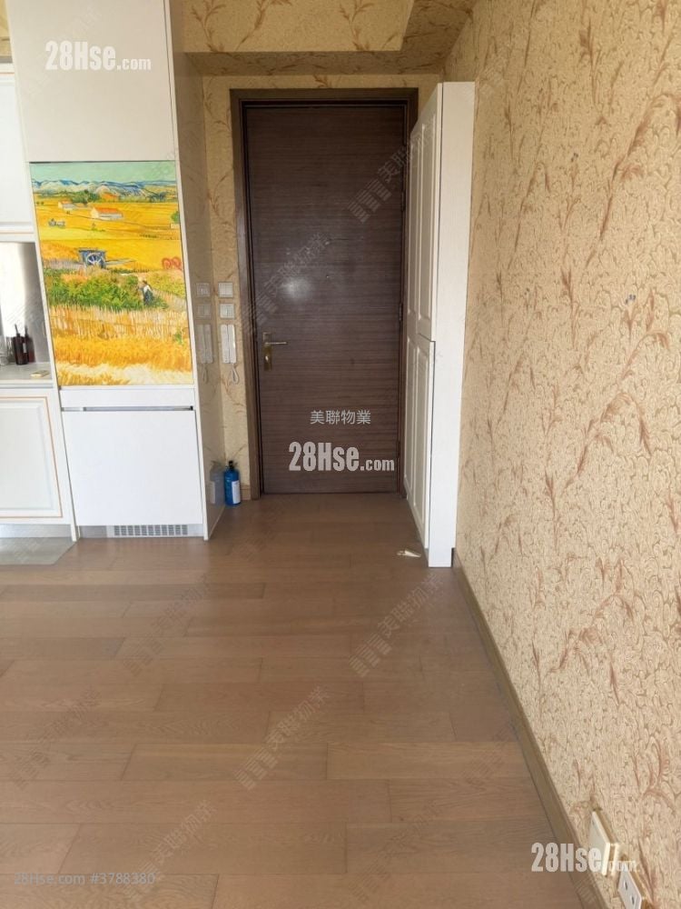 The Reach Rental 2 Bedrooms , 1 Bathroom 357 ft²