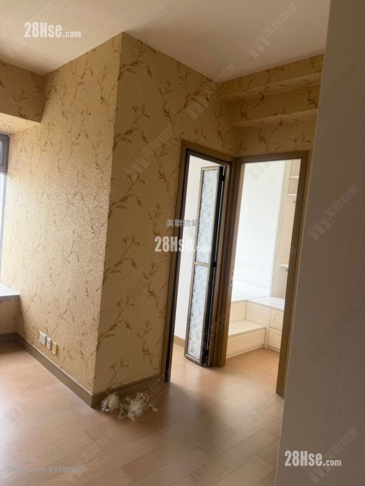 The Reach Rental 2 Bedrooms , 1 Bathroom 357 ft²