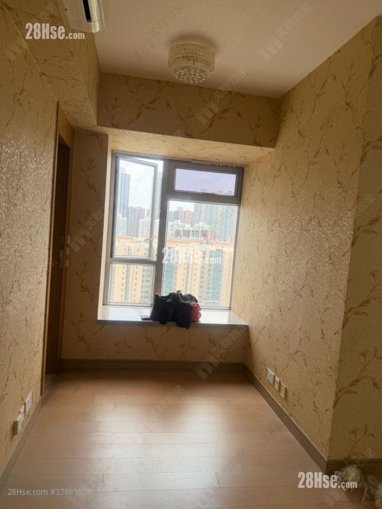 The Reach Rental 2 Bedrooms , 1 Bathroom 357 ft²